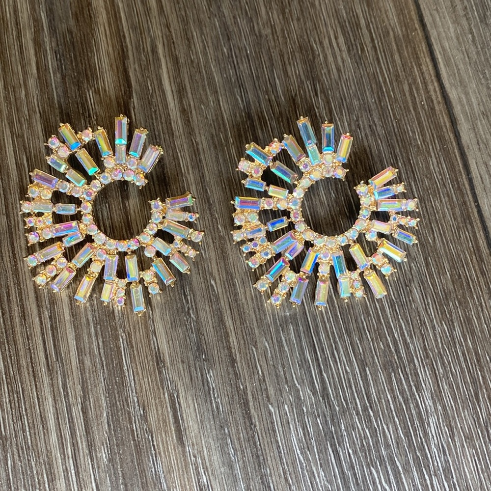 Rhinestone Stud Earrings - Picture 7 of 11